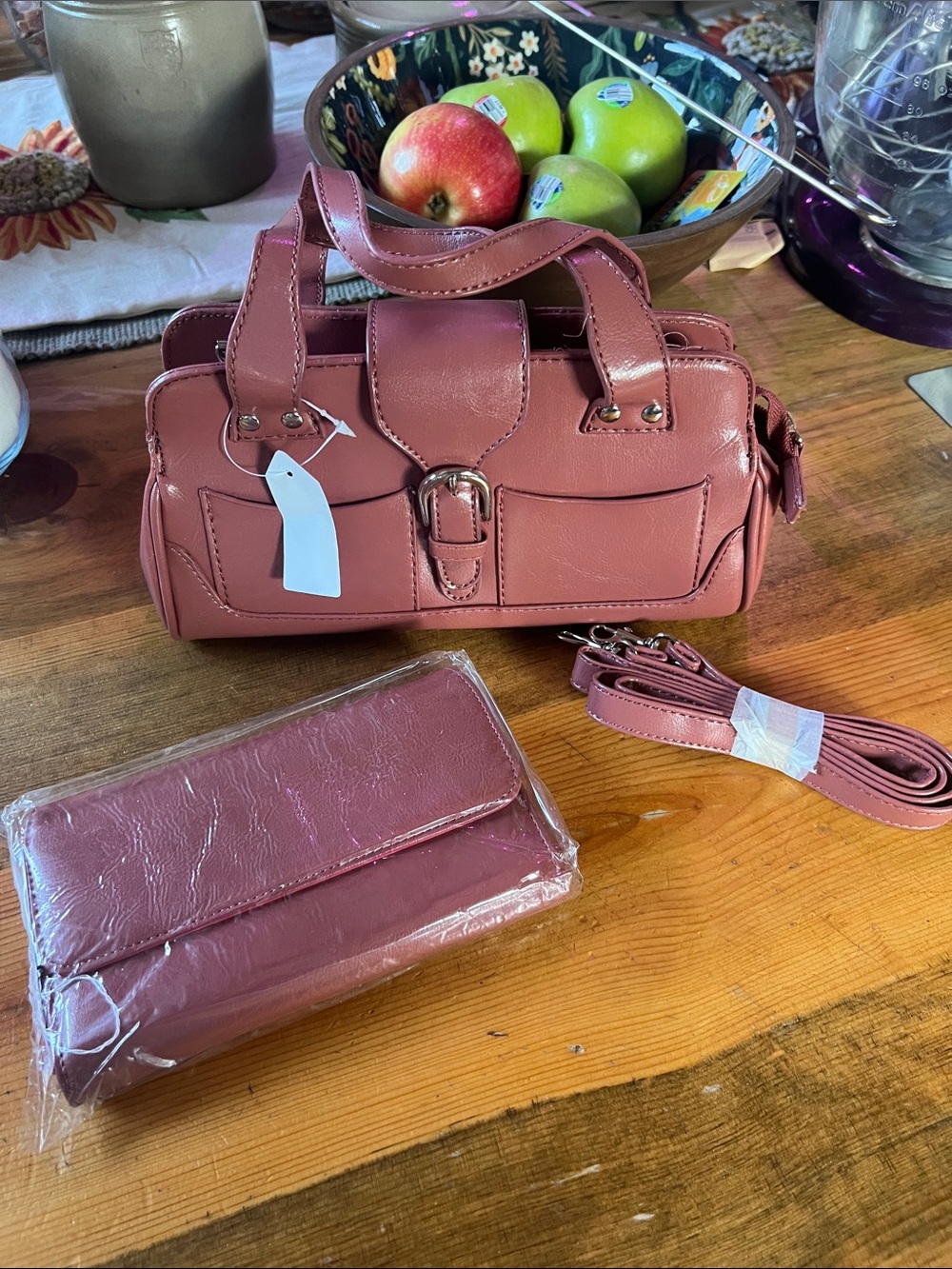 Stylish Rose Pink Women's Satchel Bag with crossbody Strap and wallet